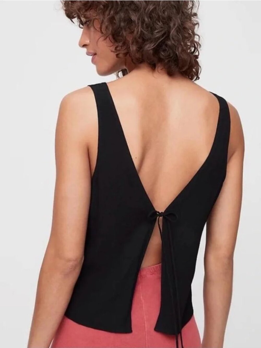 Aritzia Wilfred Free Black Kempner Tie Back Tank - Size M